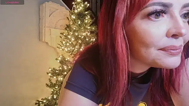 TheSlutMuffin's cam snapshot