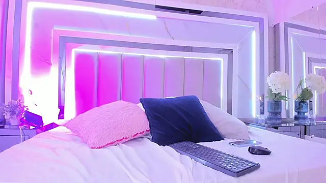 danaalamiri's cam snapshot