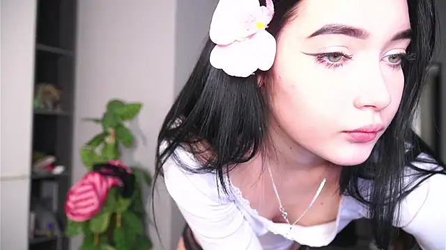 bombaleylo's cam snapshot