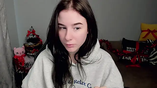 MoonShineShine's cam snapshot