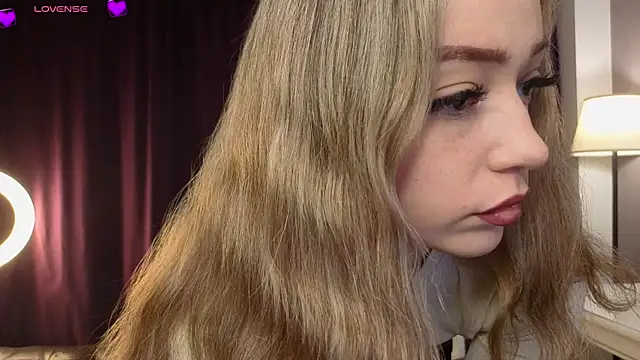 DeiraCharson's cam snapshot