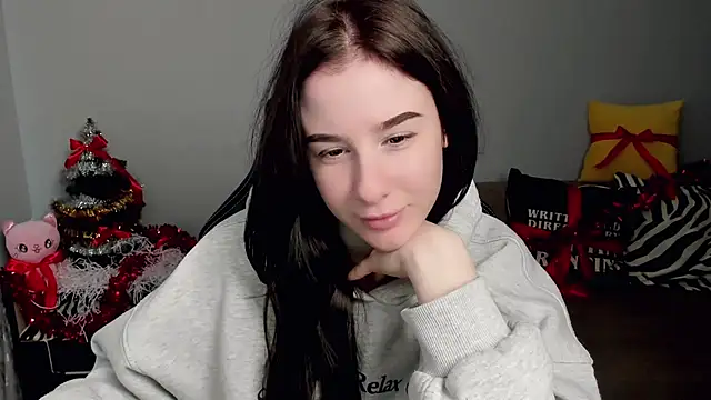 MoonShineShine's cam snapshot