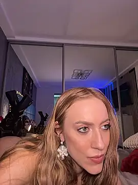 LunaAlya's cam snapshot