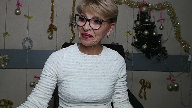 EllaBonito's cam snapshot