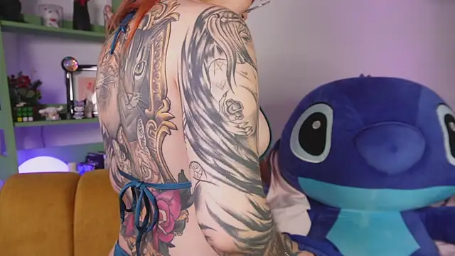 YunoRose_'s cam snapshot