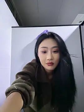 so-linger live sex cam