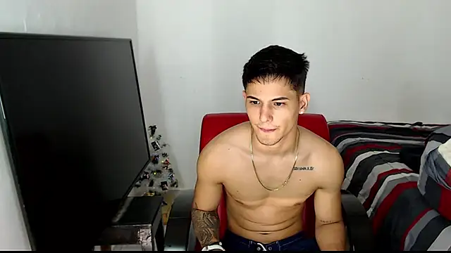 Alex_mojica live sex cam