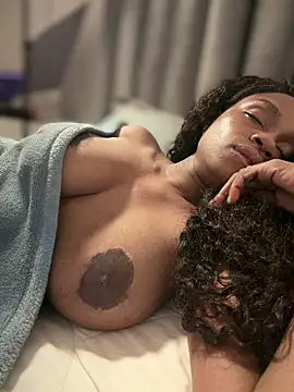 CharlottX's cam snapshot