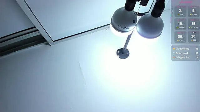 aniie_princess_18's cam snapshot