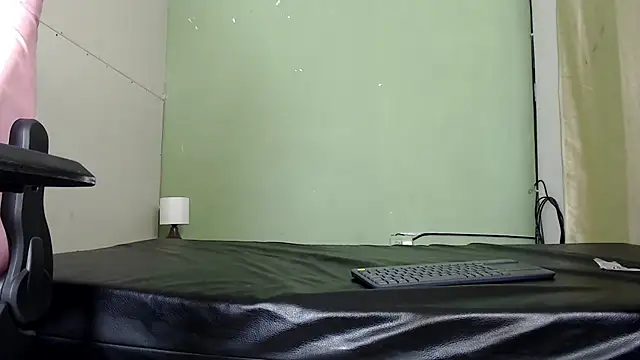 Dulcinea_and_puffy live sex cam