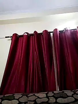 Its_me_Skyy's cam snapshot