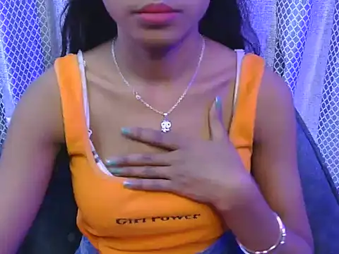 hey-pinky's cam snapshot