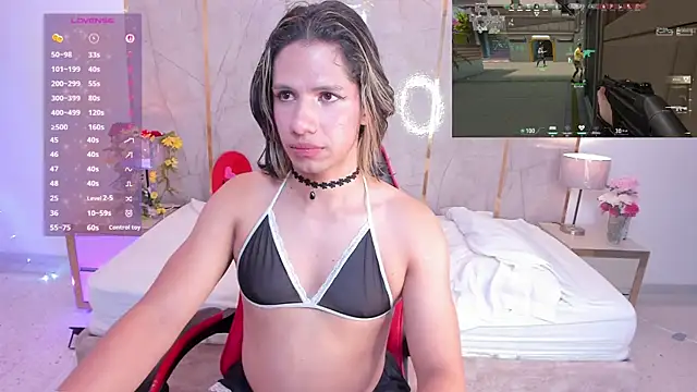 TylerBloom live sex cam