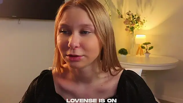 CorrieHighfield live sex cam