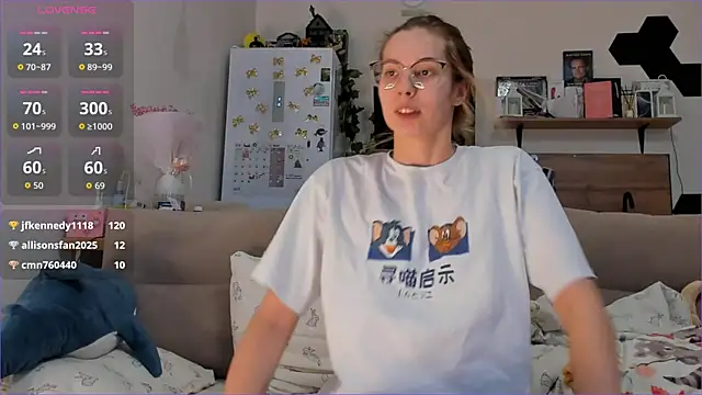 Girl_alone_home's cam snapshot