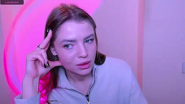 MissOliviaa_'s cam snapshot