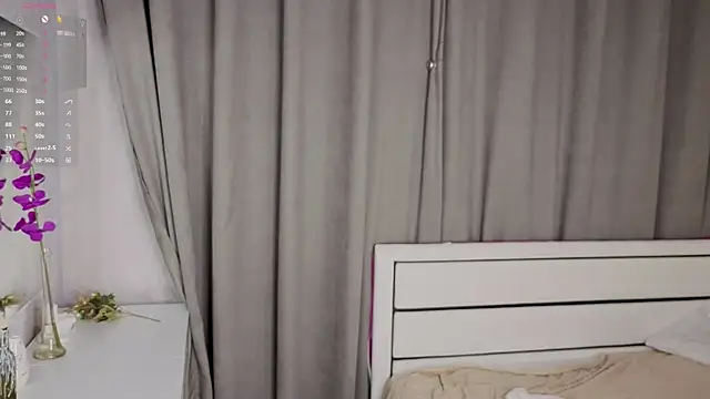 NeliaVandresar's cam snapshot