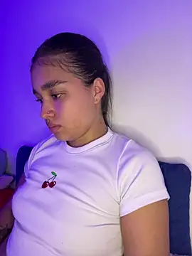 Iam_samanthaaa's cam snapshot