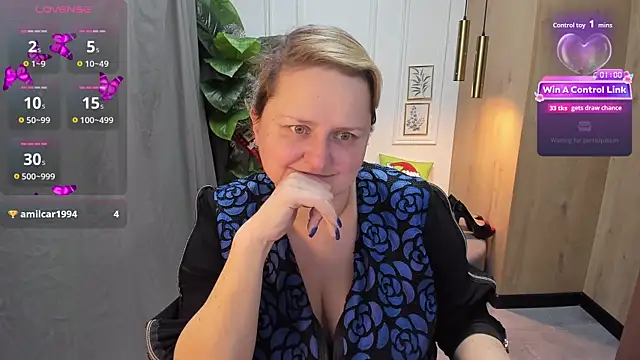 ScarlettSoft's cam snapshot