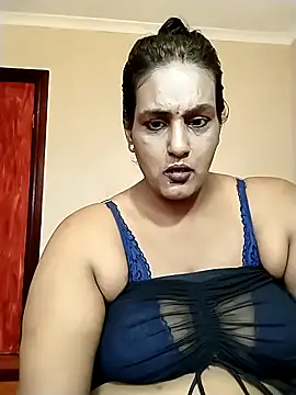 Foxybaby420's cam snapshot