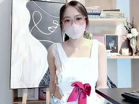 Lush-Office's cam snapshot