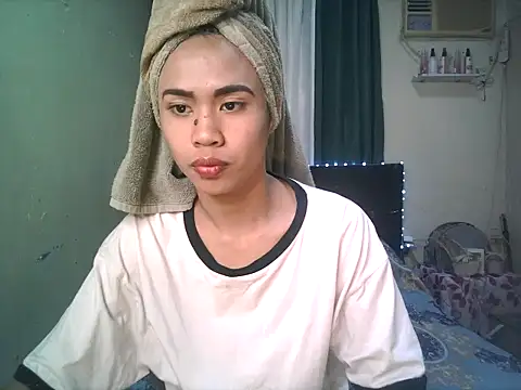 Sweet-shopia live sex cam