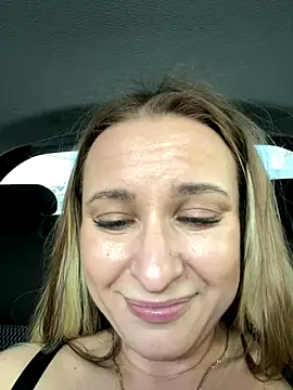 OlgaBuzzz live sex cam