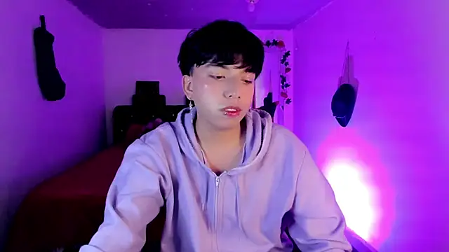 AnggelONfiree live sex cam