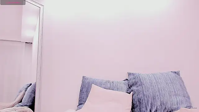 bhritany_brow's cam snapshot