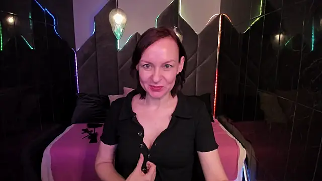 NikaGentle's cam snapshot