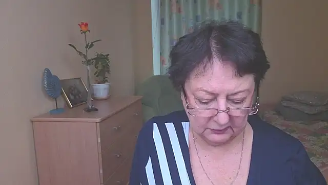 Margo_Moll's cam snapshot