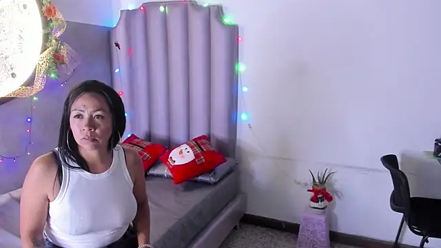 brianna-03's cam snapshot