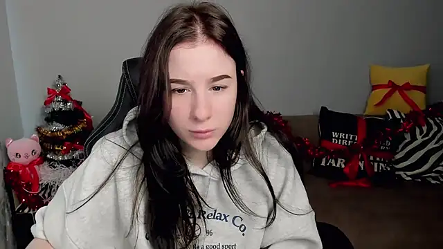 MoonShineShine's cam snapshot