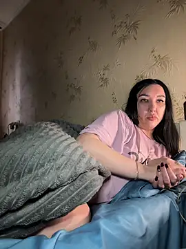 Naughtbaby_2025 live sex cam