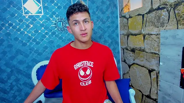 Ethan_Waalker live sex cam