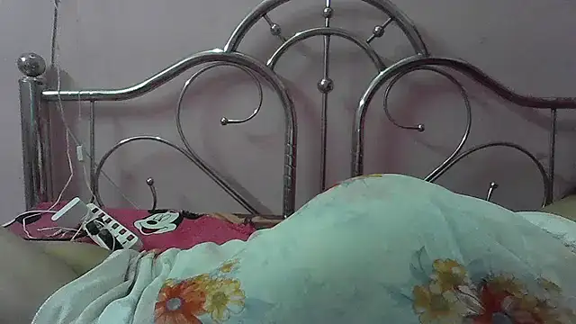 cute_lailaa's cam snapshot