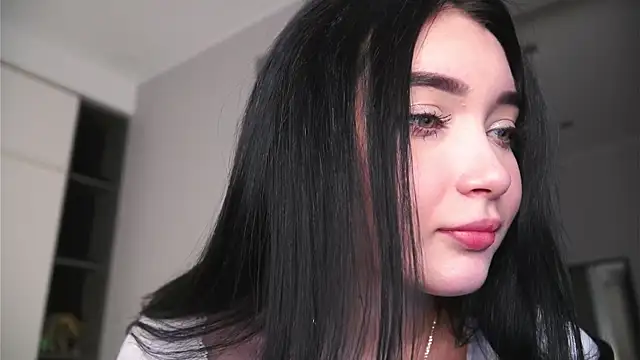 bombaleylo's cam snapshot