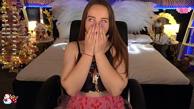 FoxyShy's cam snapshot