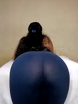 MISS__PRIYA's cam snapshot