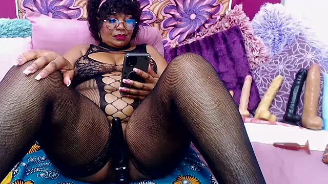 MATURExxxASS's cam snapshot