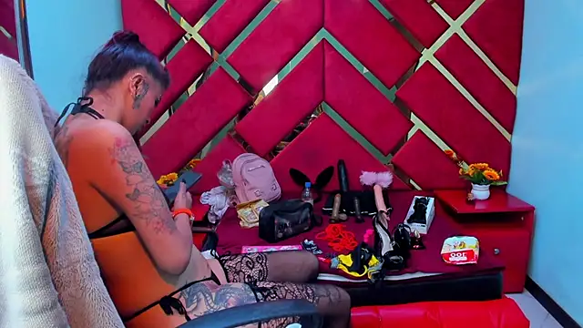 Kataleya_Luck's cam snapshot