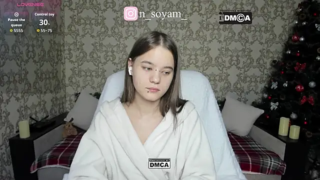 KkiSoHigh's cam snapshot