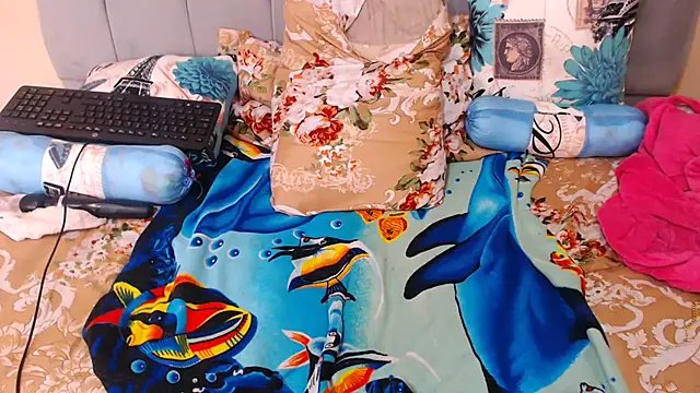 ChocolateClit's cam snapshot