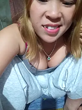 Melylyna's cam snapshot