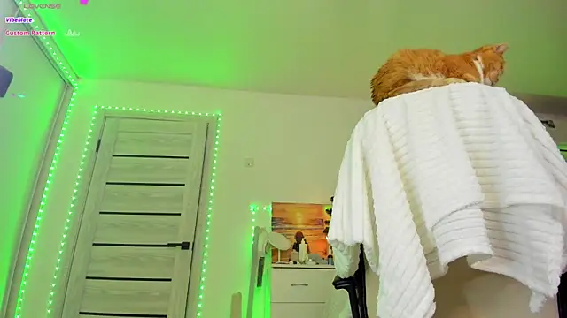 Ophelia_mm's cam snapshot