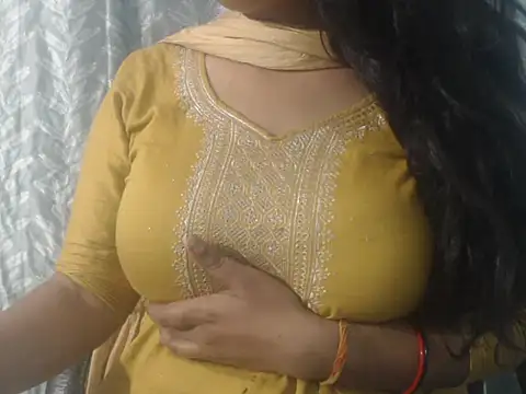 cute-priy's cam snapshot