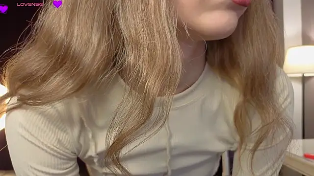 DeiraCharson's cam snapshot