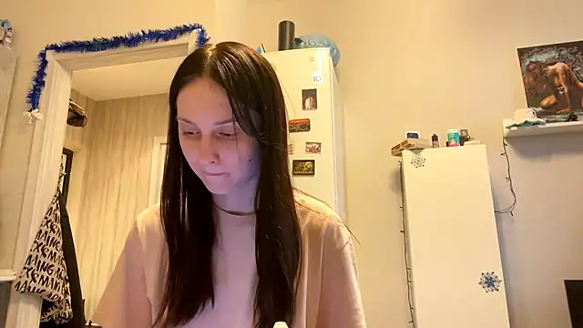 CyberAIice's cam snapshot