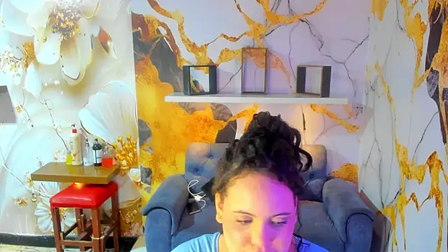 Blair_and_Chuck's cam snapshot