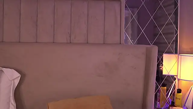 FrancescaDante's cam snapshot